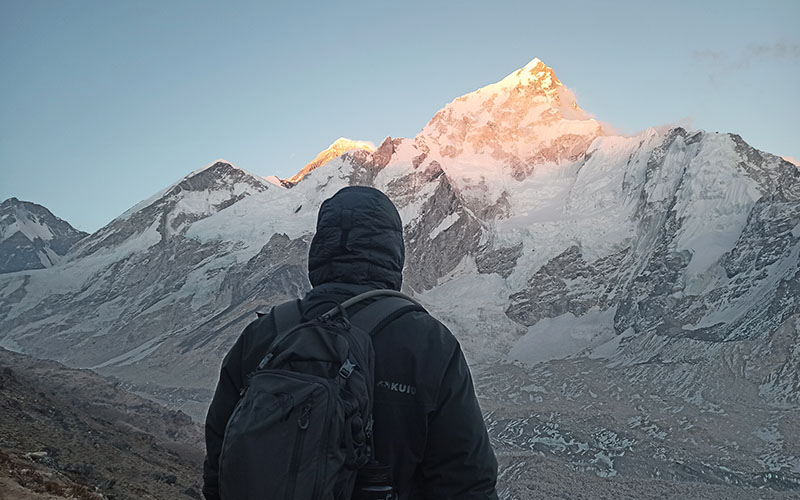 sunrise view from kalapatthar