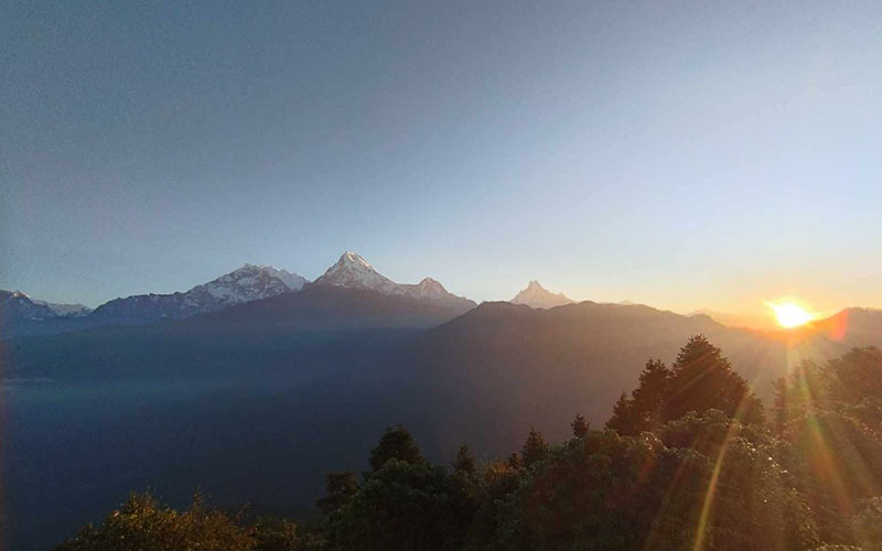 sunrise view from poonhill